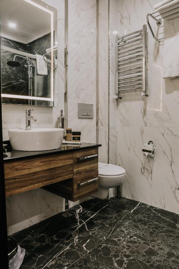 Otel Grand Lark Provincia di Istanbul Esterno foto
