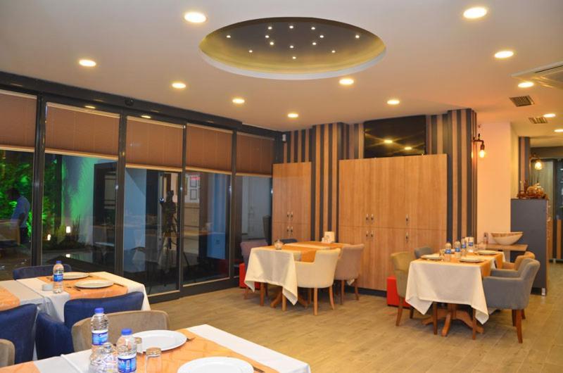 Otel Grand Lark Provincia di Istanbul Esterno foto