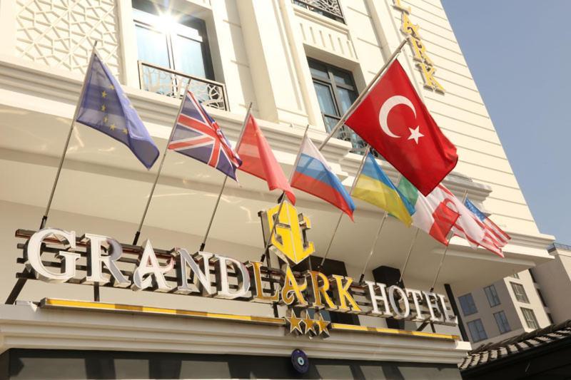 Otel Grand Lark Provincia di Istanbul Esterno foto