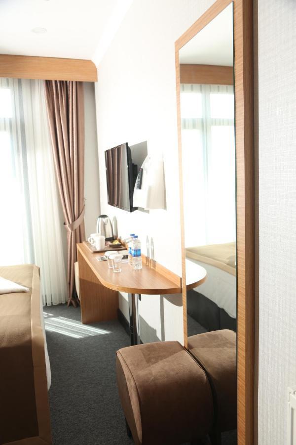 Otel Grand Lark Provincia di Istanbul Esterno foto