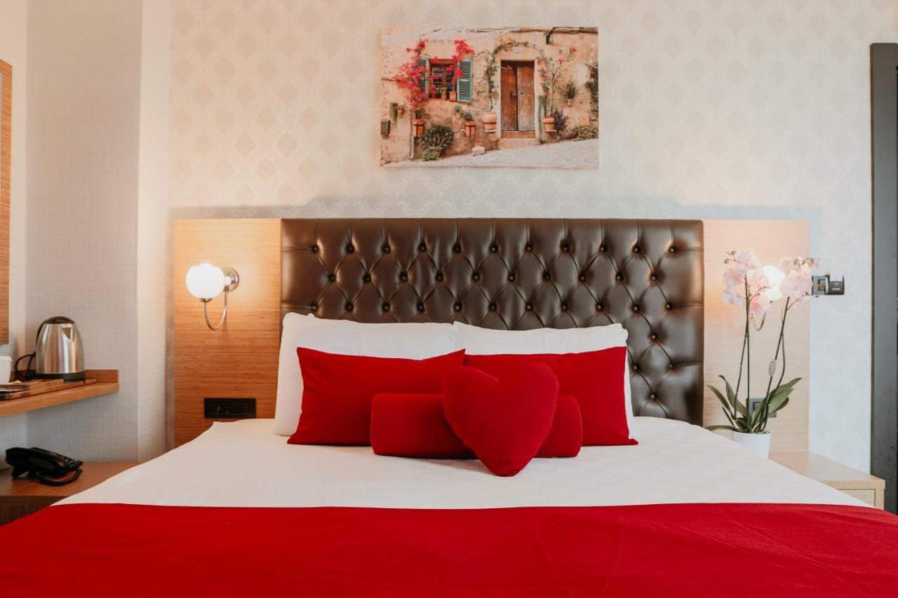 Otel Grand Lark Provincia di Istanbul Esterno foto